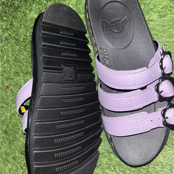 DR MARTENS WOMENS BLAIRE LOW STRAP FLOWER SANDALS NWB LILAC - Picture 6 of 6